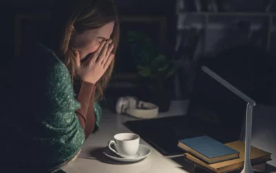 COM RECONEIXER EL BURNOUT I QUÈ FER QUAN el ESGOTAMENT EMOCIONAL IMPACTA LA TEVA VIDA