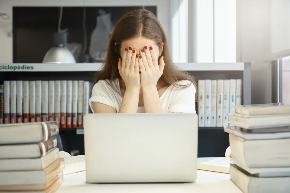 Com enfortir la resiliència en adolescents davant de l’estrès acadèmic